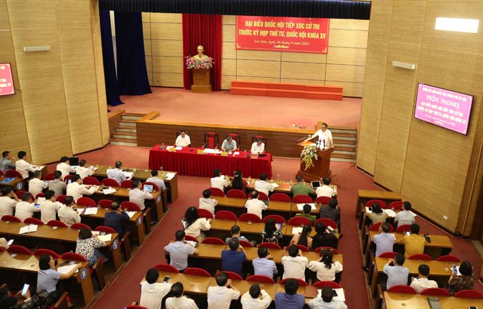 Chủ tịch UBND Thành phố Trần Sỹ Thanh tiếp xúc cử tri huyện Sóc Sơn-3