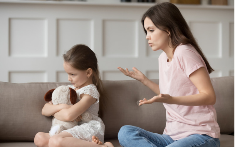 Trẻ bướng bỉnh không nghe lời phải làm sao?-1