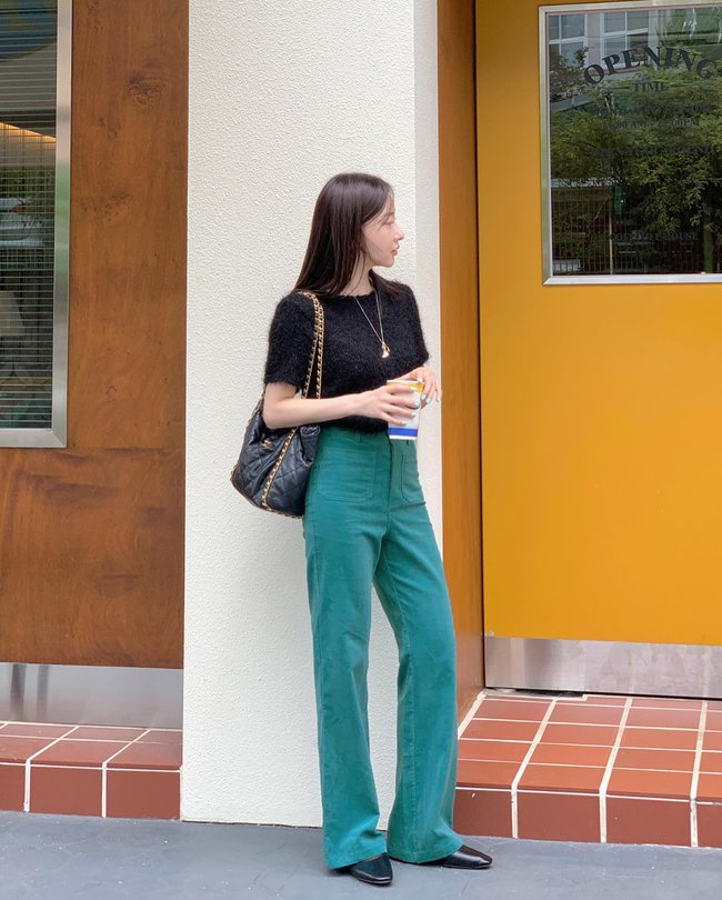 11 cách mặc áo len cộc tay trẻ trung và thanh lịch-10