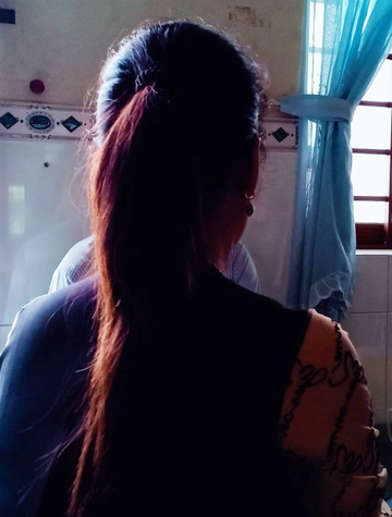 Mẹ của thiếu niên bị công an đánh: Không có chuyện gia đình rút đơn-1