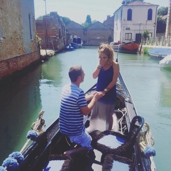 Được thuê làm bảo mẫu, cô gái cưới luôn ông chủ giàu có hơn 20 tuổi, đáp trả khi bị chê đào mỏ!-3