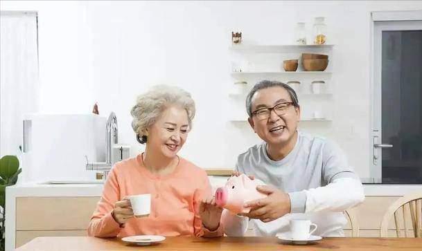 Đàn ông trên 60 tuổi, liệu có còn cần chuyện chăn gối không? 3 người đàn ông nói lên suy nghĩ của họ-1