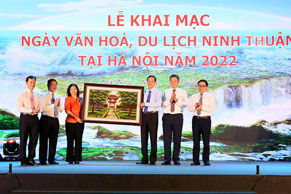 Cây cầu hơn 115 tỷ ở Hà Nội sắp hoàn thành, vì sao bị bỏ không gần 2 năm nay?-16