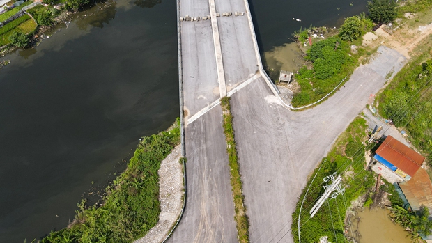 Cây cầu hơn 115 tỷ ở Hà Nội sắp hoàn thành, vì sao bị bỏ không gần 2 năm nay?-2