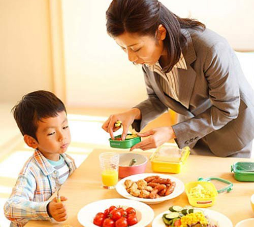 4 thói quen phổ biến đánh cắp” chiều cao của trẻ nhỏ, cha mẹ cần cải thiện ngay nếu không muốn con bị thấp còi-1