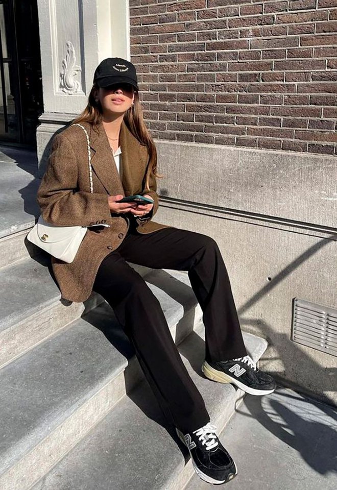 4 chiêu phối đồ mùa thu cực sang với áo blazer của phụ nữ Pháp-7