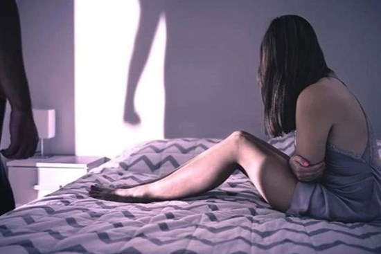 Nhiều phụ nữ mắc kẹt với cảnh bị ngược đãi trong hôn nhân