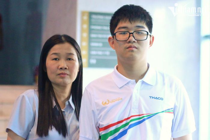 Chiến thắng đặc biệt của nam sinh bị trừ điểm oan trong chung kết Đường lên đỉnh Olympia-2