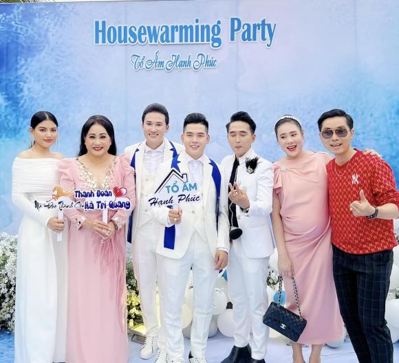 Hà Trí Quang và nửa kia mừng tân gia biệt thự siêu hoành tráng, dàn sao nô nức chúc mừng-4