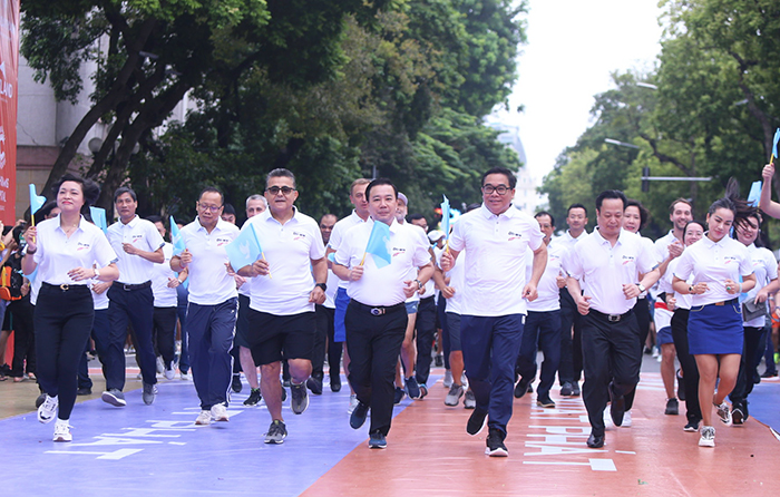 Gần 1.500 vận động viên tranh tài tại Chung kết Giải chạy Báo Hà Nội mới lần thứ 47 - Vì hòa bình-1