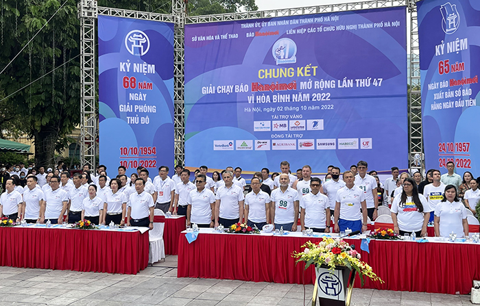 Gần 1.500 vận động viên tranh tài tại Chung kết Giải chạy Báo Hà Nội mới lần thứ 47 - Vì hòa bình-2