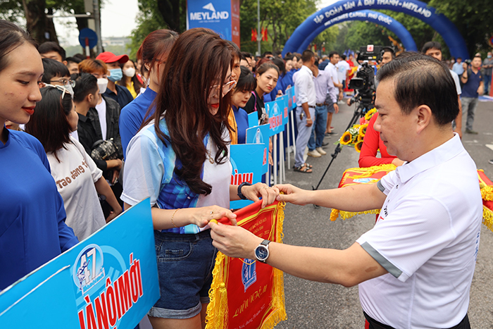 Gần 1.500 vận động viên tranh tài tại Chung kết Giải chạy Báo Hà Nội mới lần thứ 47 - Vì hòa bình-4