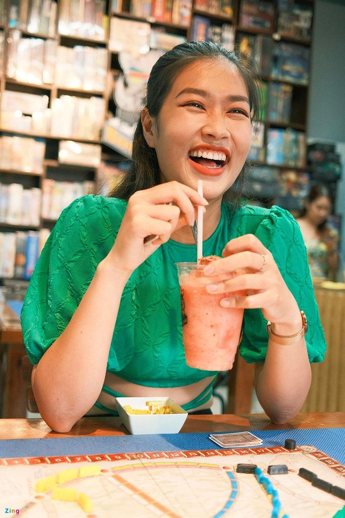 Gia cảnh khó khăn, chưa từng được đi máy bay của Hoa hậu Đoàn Thiên Ân-5