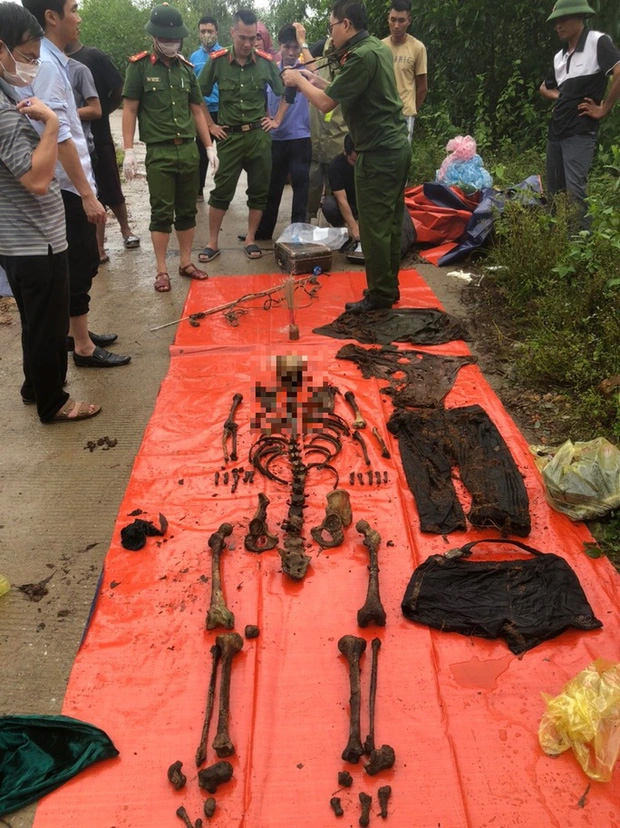 Quảng Bình: Tá hỏa phát hiện bộ xương người trên núi Đồng Lý-2