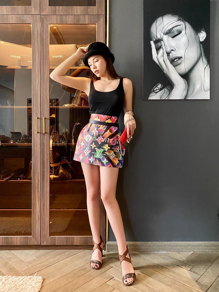 Cơ ngơi toàn mùi tiền của Hoa hậu Kỳ Duyên, ban công được biến tấu thành khu vườn xanh mướt-15