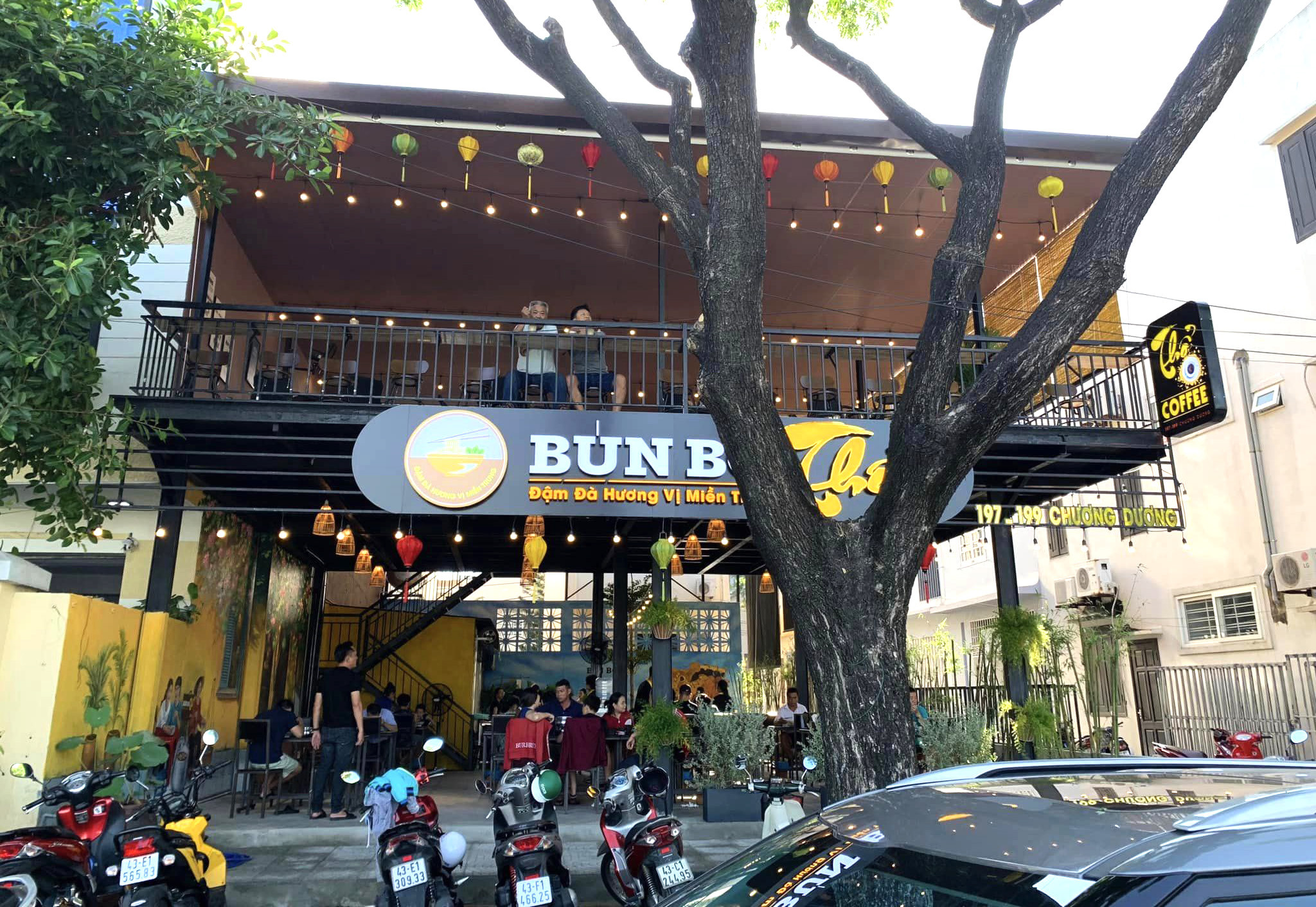 Tường trình của cán bộ ném tiền trong quán ăn ở Đà Nẵng-2