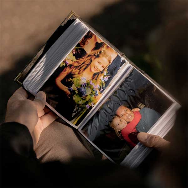 Mạng xã hội giết chết một cô gái 14 tuổi như thế nào-2