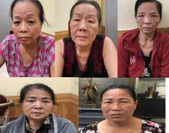 Hà Nội: Nhóm phụ nữ U60, U70 tổ chức đánh bạc online-1