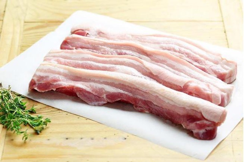 Thịt lợn có miếng đậm và nhạt: Người bán mách bạn 4 điều để mua thịt không bao giờ bị thiệt-2