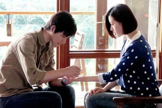 Bạn trai tránh công khai tình yêu lên mạng, tôi xúc động khi biết lý do