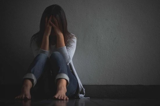 Hai cách hành xử của cha mẹ biến con thành đứa trẻ tự ti