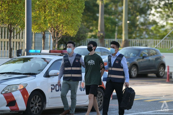 Cặp vợ chồng lừa đảo 23 triệu USD hàng hiệu trốn chạy như thế nào-2