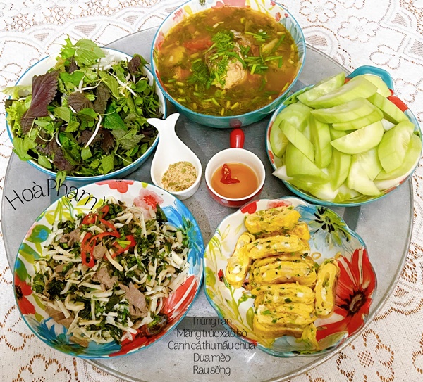 Học hỏi thực đơn 7 ngày toàn món ngon trên chiếc mâm gia truyền của mẹ đảm Hà Nội-1