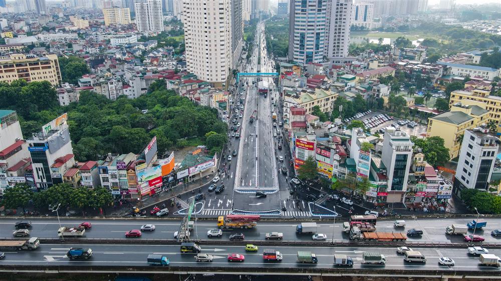 Cận cảnh hầm chui Lê Văn Lương trị giá gần 700 tỷ trước giờ thông xe-3