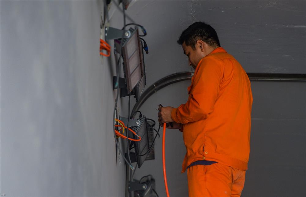 Cận cảnh hầm chui Lê Văn Lương trị giá gần 700 tỷ trước giờ thông xe-16