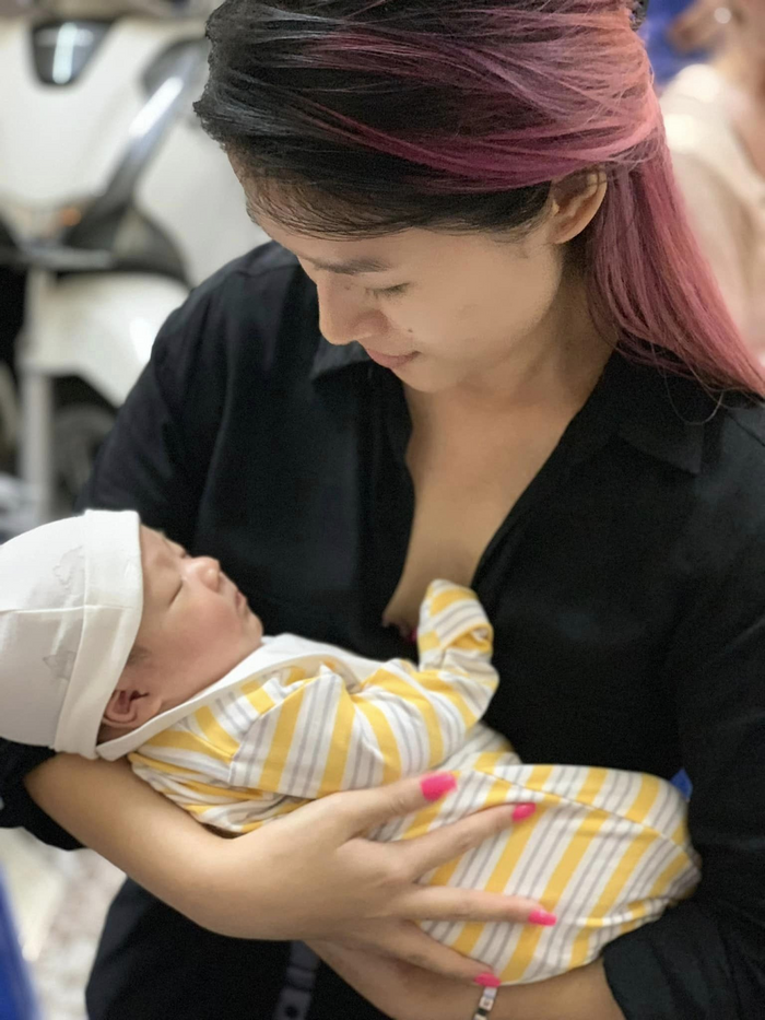 Ngọc Thanh Tâm chính thức lên tiếng về tin đồn là mẹ ruột con trai Đàm Vĩnh Hưng-4