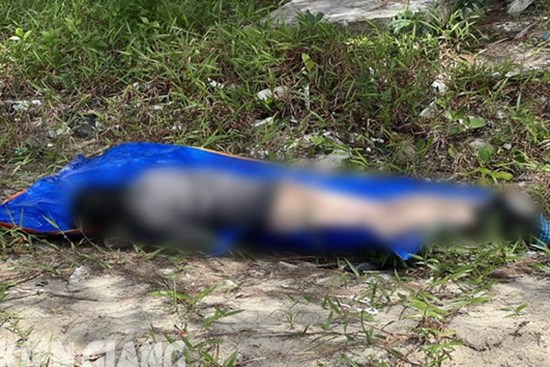 Lại phát hiện thi thể trôi dạt trên biển ở Phú Quốc