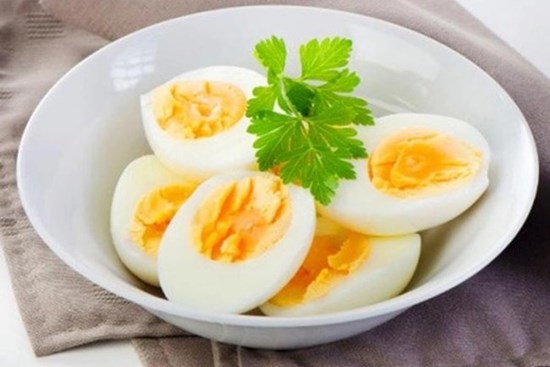 Món ăn đơn giản như trứng luộc mà cũng có thể chế biến sai cách gây ngộ độc cho người ăn