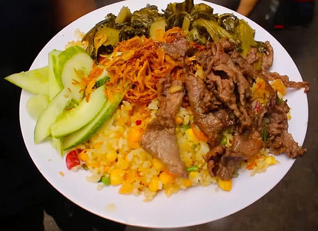 Cơm rang chuẩn vị như nhà hàng trên phố cổ Hà Nội, bạn đã biết cách chế biến?-2