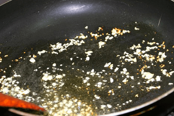 Cơm rang chuẩn vị như nhà hàng trên phố cổ Hà Nội, bạn đã biết cách chế biến?-6