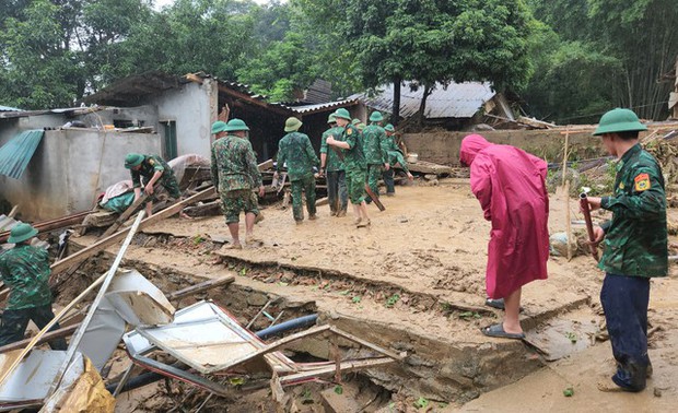 Thắt lòng cảnh mất con, cào bùn đất tìm tài sản bị lũ cuốn trôi ở Nghệ An: Cần lắm sự chia sẻ của cộng đồng-7
