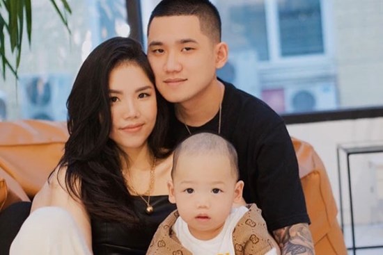 Yêu chàng hàng xóm trên đất Nga, cô gái lén lút giấu cha mẹ vì bị cấm và cái kết bất ngờ sau 4 năm