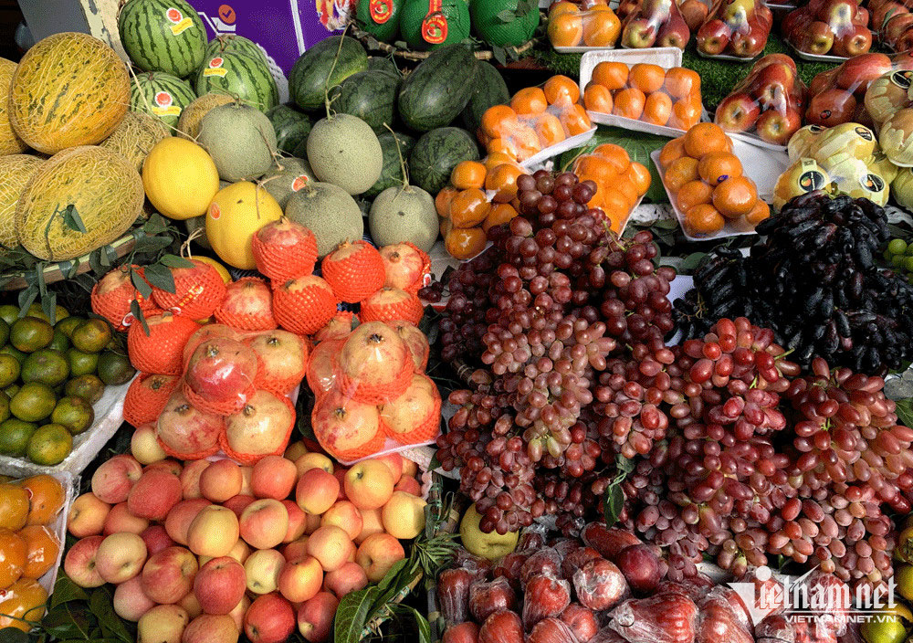 Trái cây ngoại ồ ạt về chợ Việt, có loại giá rẻ hơn rau-2