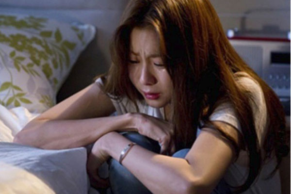 Tôi bật khóc khi vô tình tìm thấy kỷ vật của mẹ chồng trong ngăn tủ-1