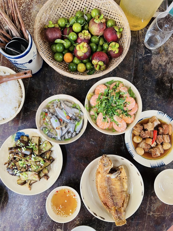 Mâm cơm đậm chất miền Tây của chàng trai yêu bếp bỏ phố về quê, được chị em chấm&nbsp;điểm 10 vì quá xuất sắc-7