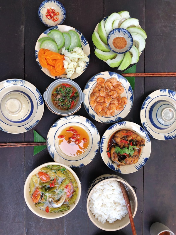 Mâm cơm đậm chất miền Tây của chàng trai yêu bếp bỏ phố về quê, được chị em chấm&nbsp;điểm 10 vì quá xuất sắc-10