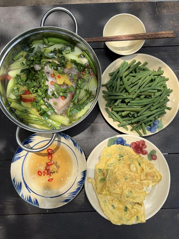 Mâm cơm đậm chất miền Tây của chàng trai yêu bếp bỏ phố về quê, được chị em chấm điểm 10 vì quá xuất sắc-12