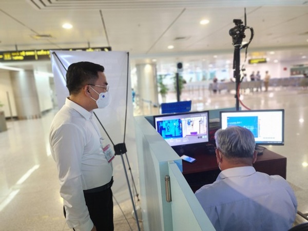 Vào thăm ca bệnh đậu mùa khỉ đầu tiên tại Việt Nam-5