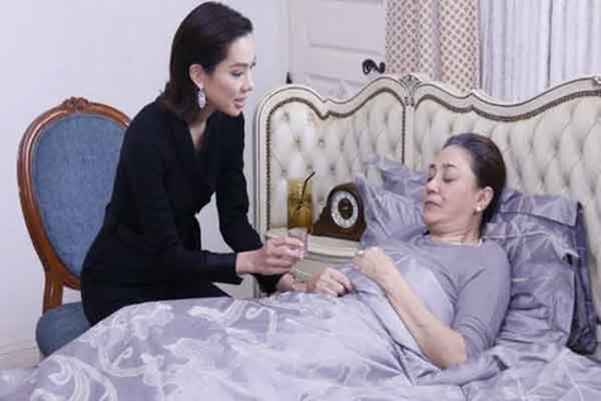 Vừa khỏi bệnh, mẹ chồng đã đòi về quê vì lo cho con trai cả