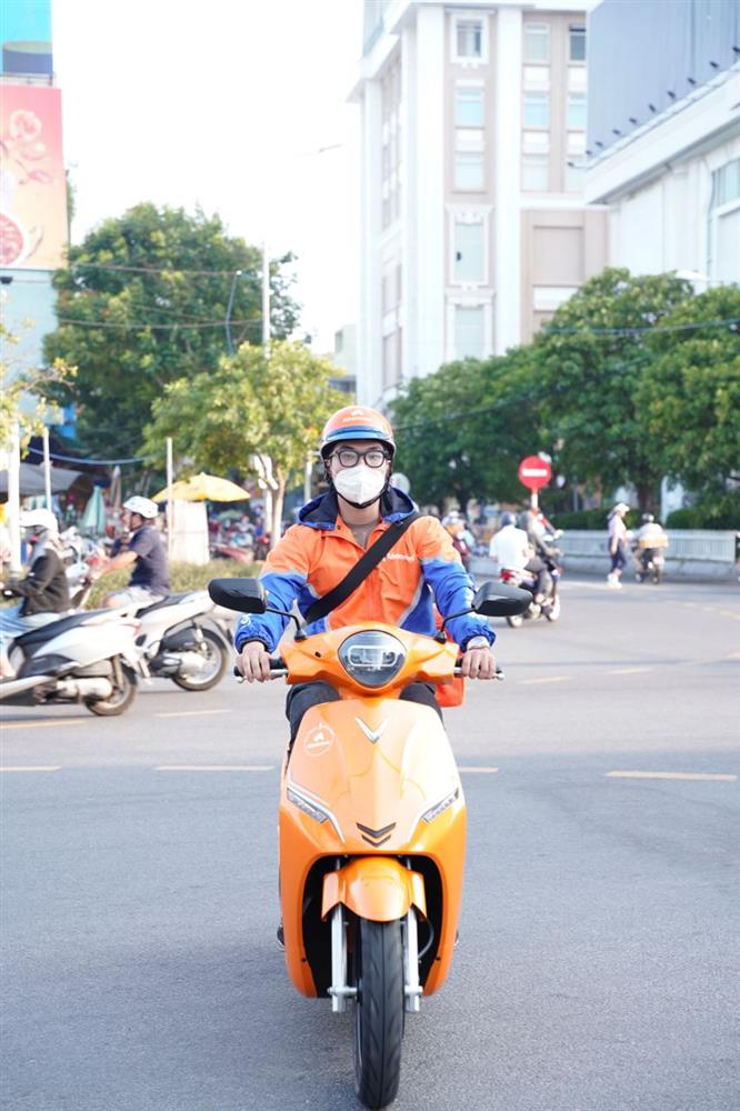 Dịch vụ giao hàng ‘xanh’ AhaFast nổi bật trên đường phố Đà Nẵng-3