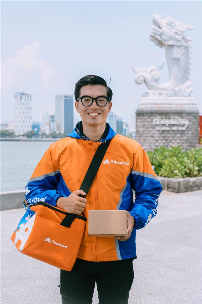 Dịch vụ giao hàng ‘xanh’ AhaFast nổi bật trên đường phố Đà Nẵng-4