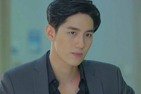 Câu nói yếu ớt của con gái trước khi phẫu thuật khiến vợ chồng tôi bối rối-1