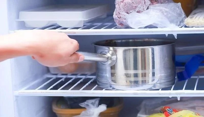 5 mẹo giúp đánh bay vết bẩn trên nồi sau khi nấu kẹo, thắng đường-2