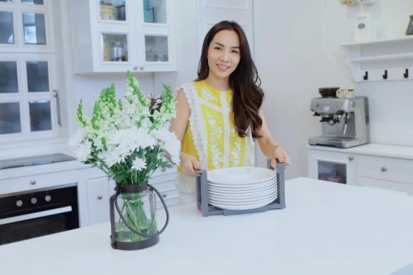 Bà xã Hoàng Bách khoe cận từng ngóc ngách trong căn bếp ấm cúng, nhìn đâu cũng thấy quá xịn-14