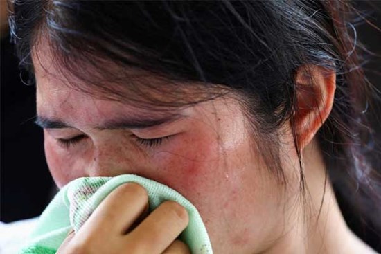 Thân nhân thảm kịch Thái Lan: 'Tôi đang chờ nhìn mặt con lần cuối'