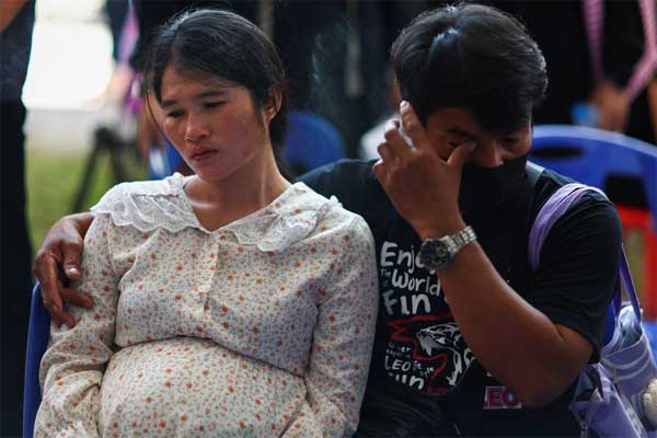 Thân nhân thảm kịch Thái Lan: Tôi đang chờ nhìn mặt con lần cuối-11